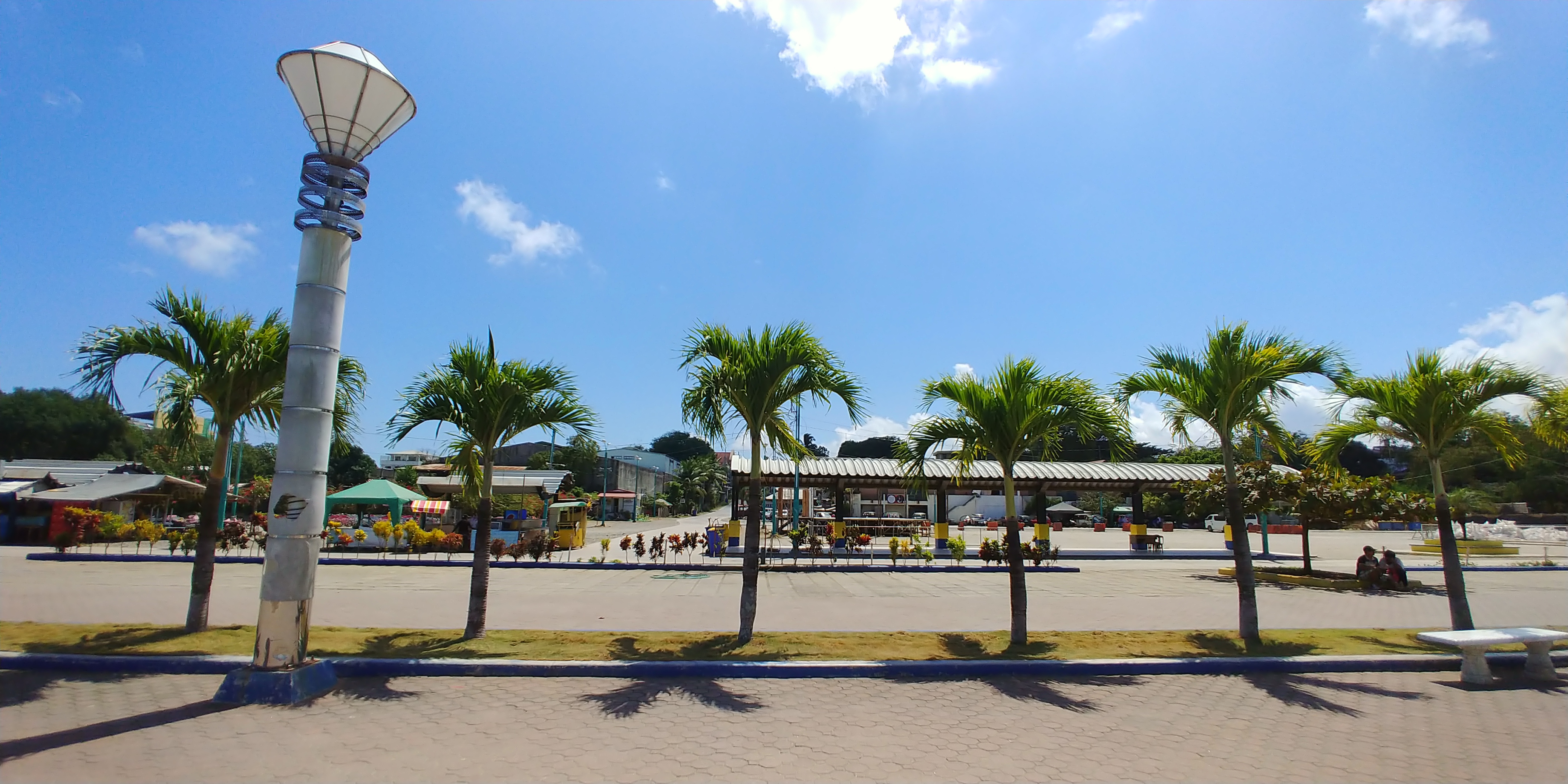 Puerto Princesa City Baywalk Park — Photo 2