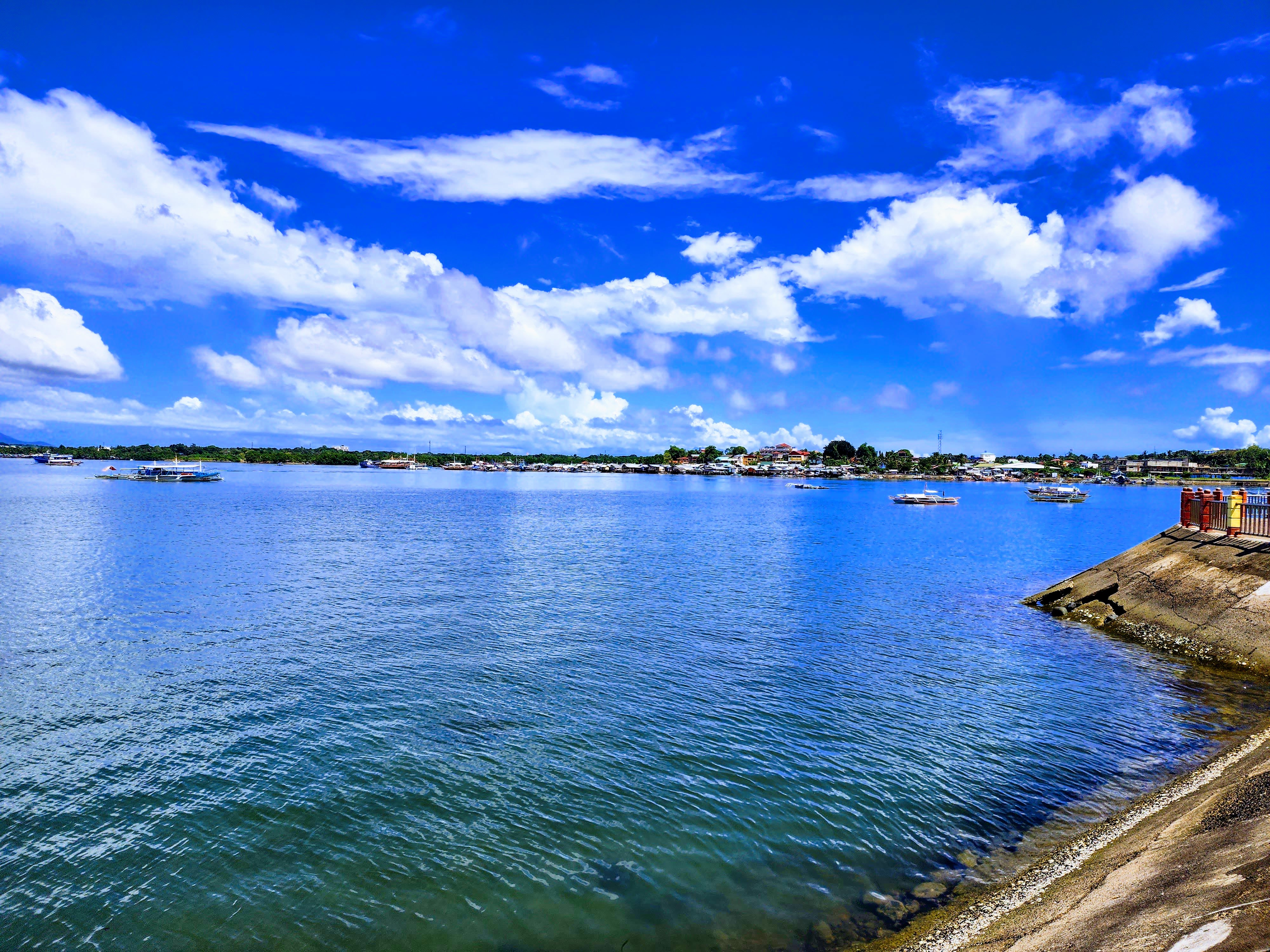 Puerto Princesa City Baywalk Park — Photo 6